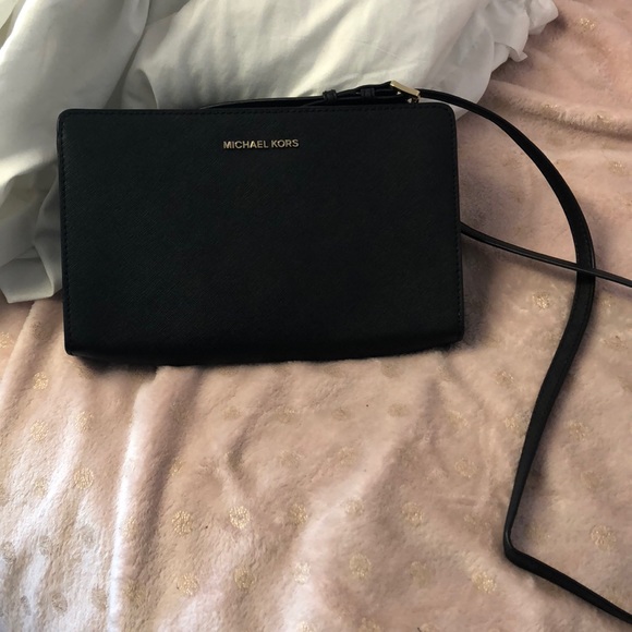 COPY - Michael Kors black square shaped bag - Picture 1 of 3
